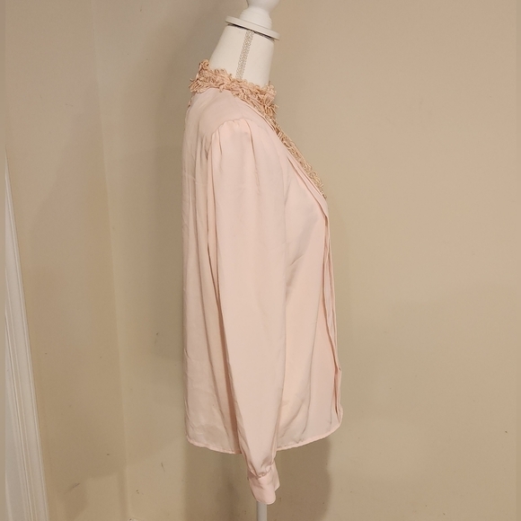 Vintage Worthington Womens's Light Pink Blouse with Lace detail, size 8 - Picture 3 of 12